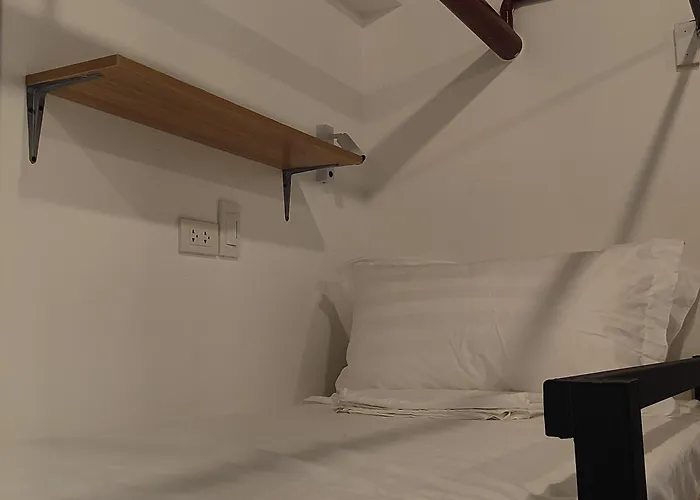 X-crib Hostel Moalboal